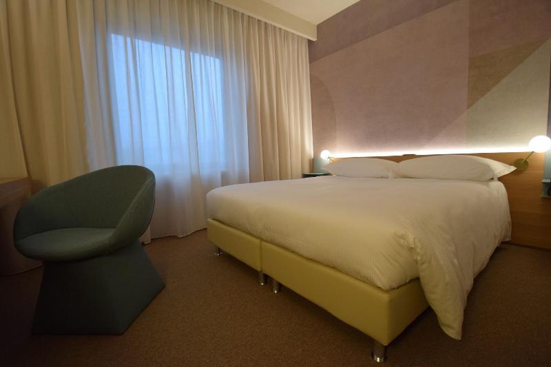 Garden Hotel - Oda