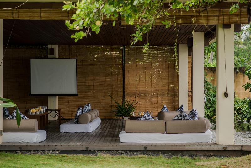 Alila Manggis - Toplantı