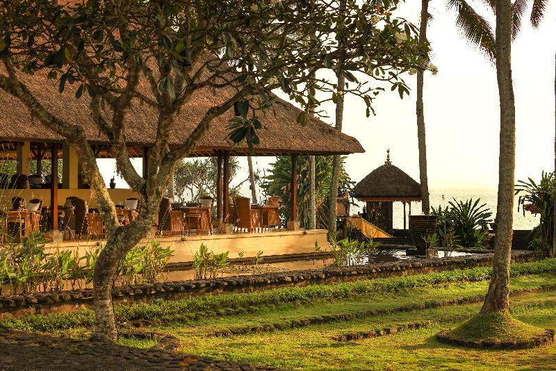 Alila Manggis - Restoran