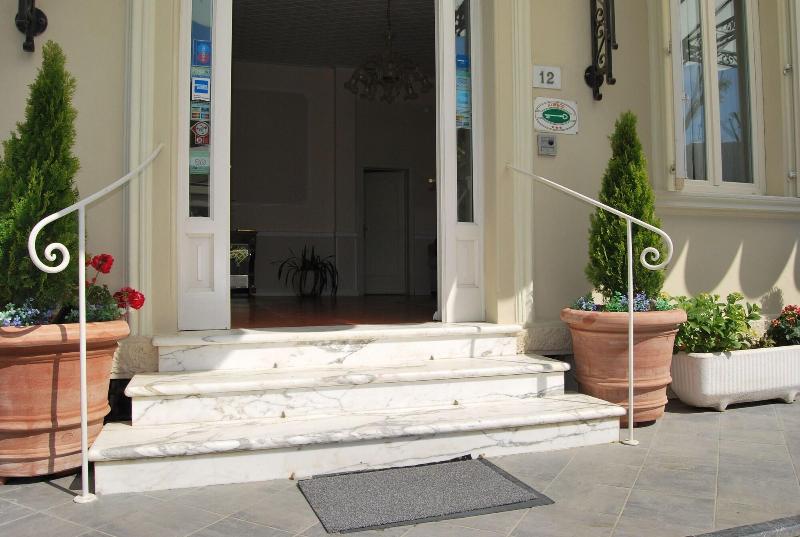 Hotel Coluccini - Genel
