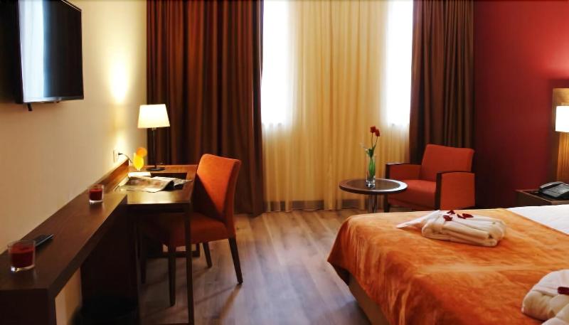 Palace Hotel Astúrias & Spa - Oda