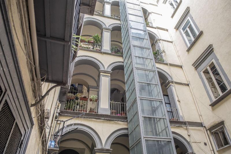 Petrucci B&B - Genel