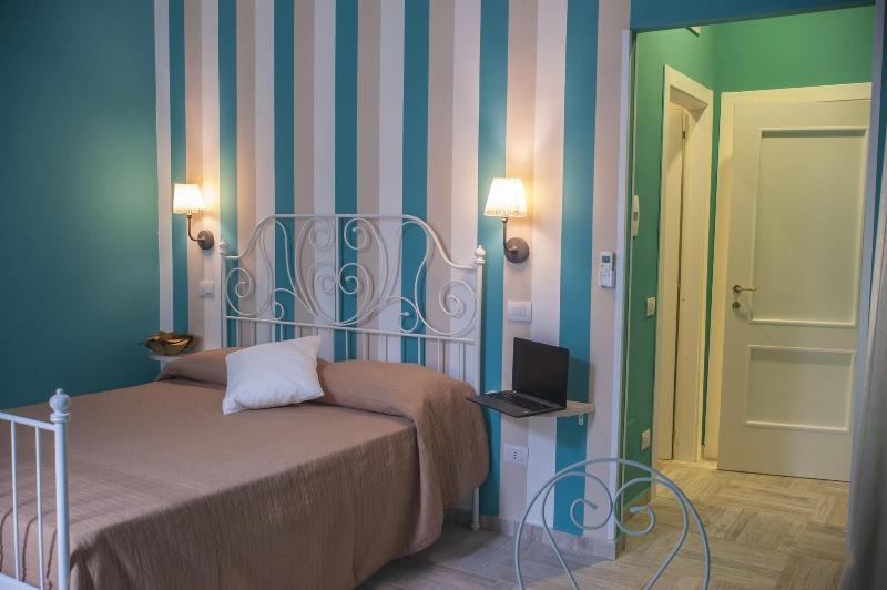 B&B Pontenuovo Bed - Oda