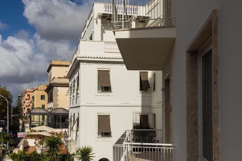 Villa Zaccardi - Genel