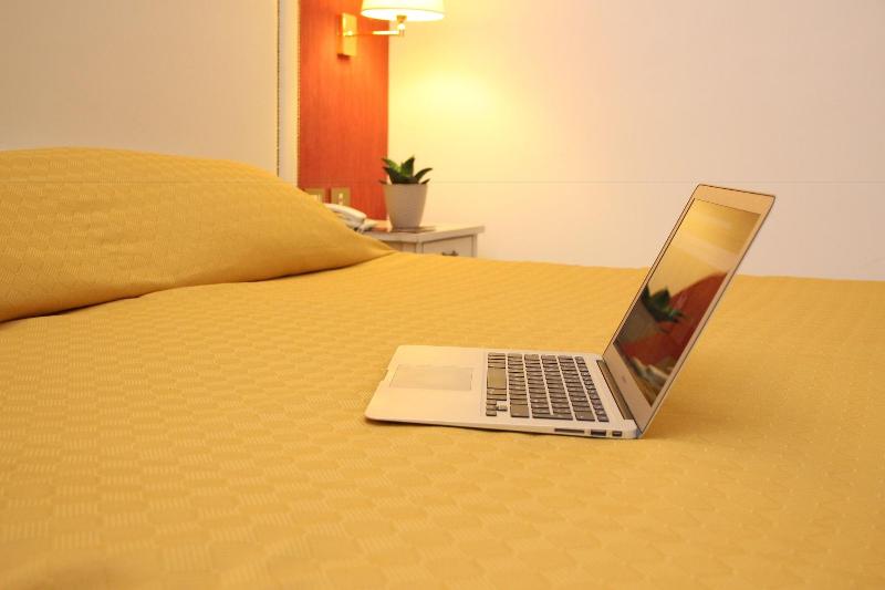 Dnb House Hotel - Oda