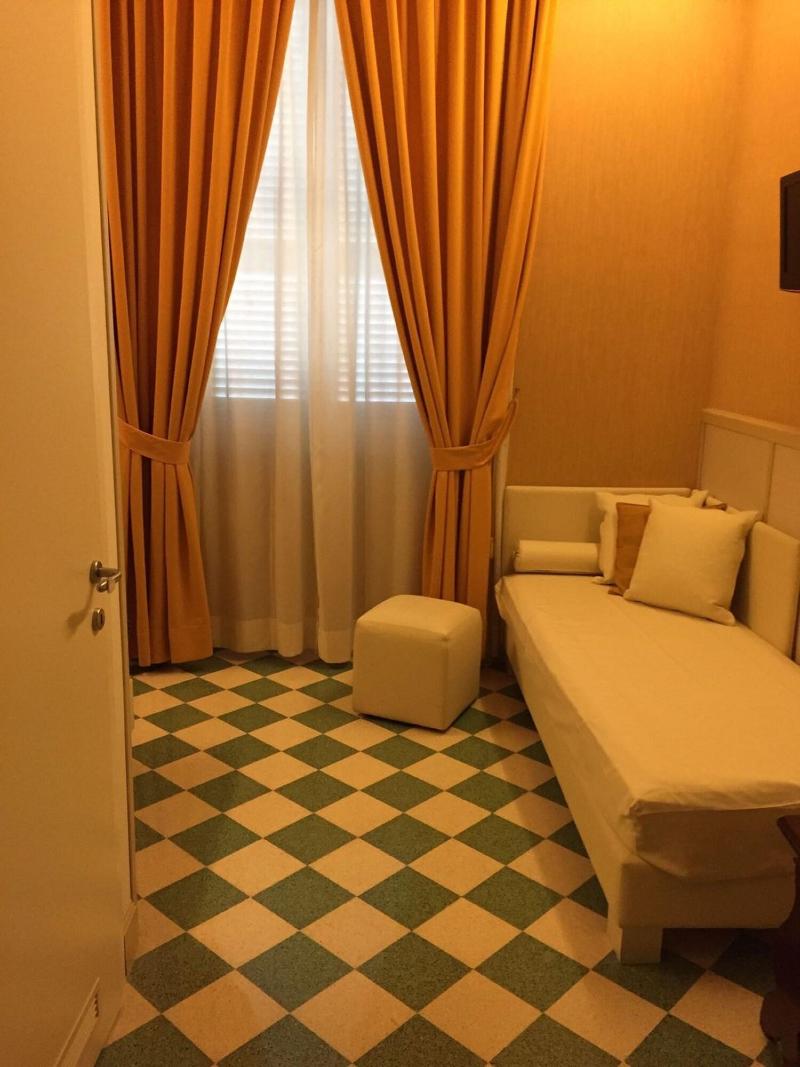 Dnb House Hotel - Oda