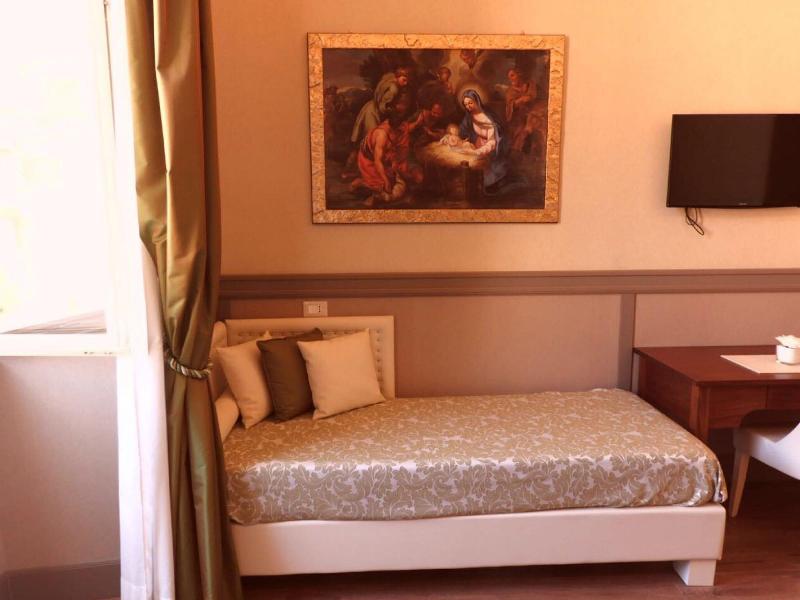 Dnb House Hotel - Oda