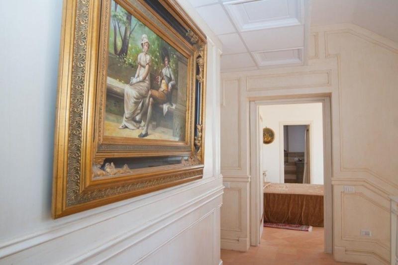 Villa Strampelli - Lobi