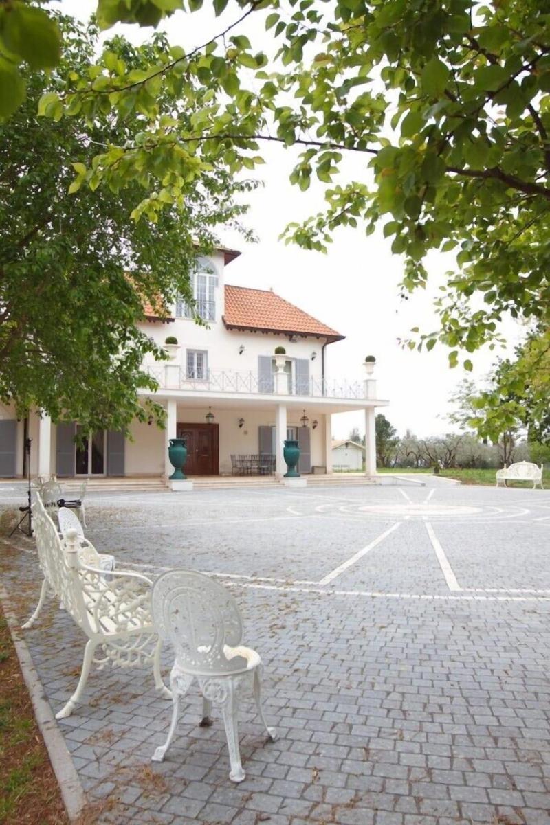 Villa Strampelli - Genel