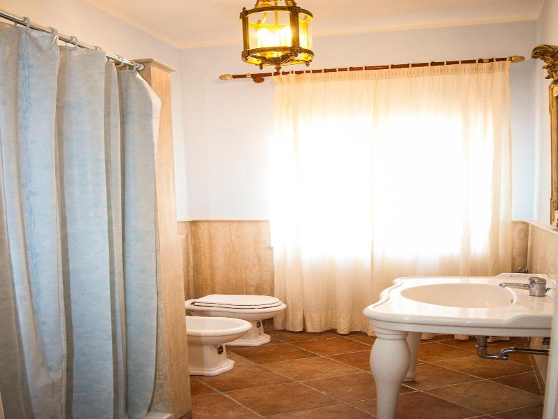 Villa Strampelli - Genel