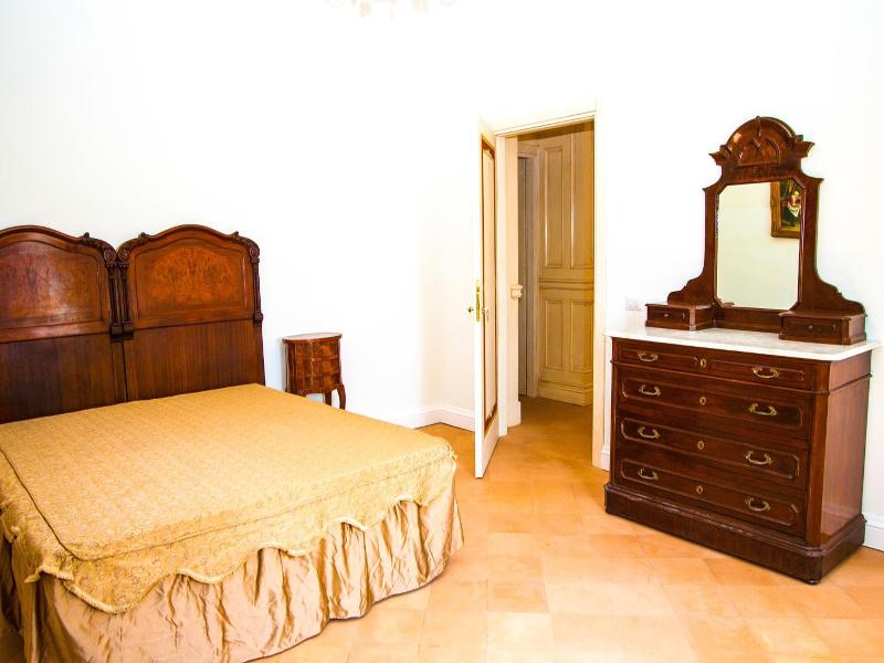 Villa Strampelli - Genel