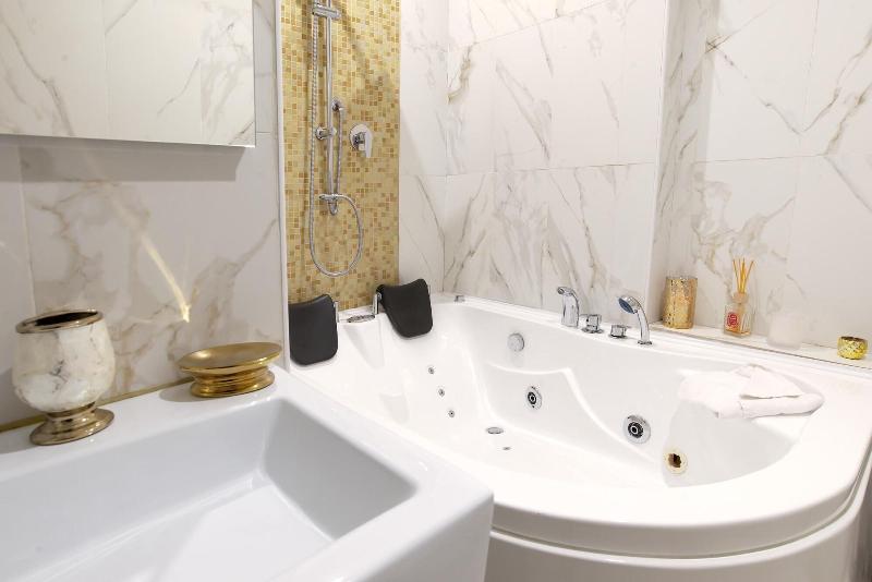 Ingrami Suites - Oda