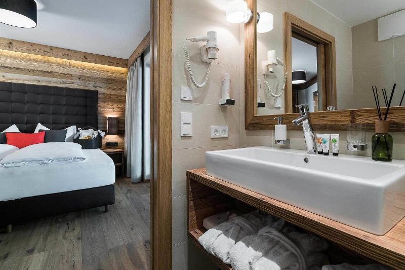 VAYA Sölden fine living resort - Oda