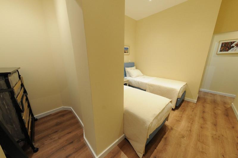 Naya - Downtown Guesthouse - Oda