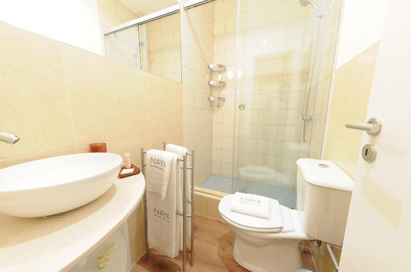 Naya - Downtown Guesthouse - Oda