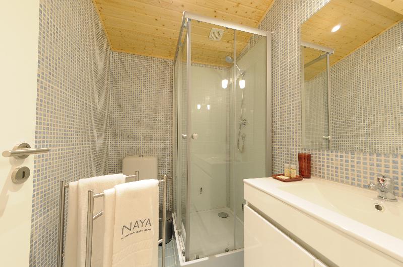 Naya - Downtown Guesthouse - Oda