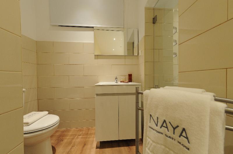 Naya - Downtown Guesthouse - Oda