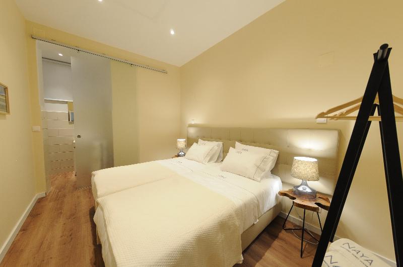 Naya - Downtown Guesthouse - Oda