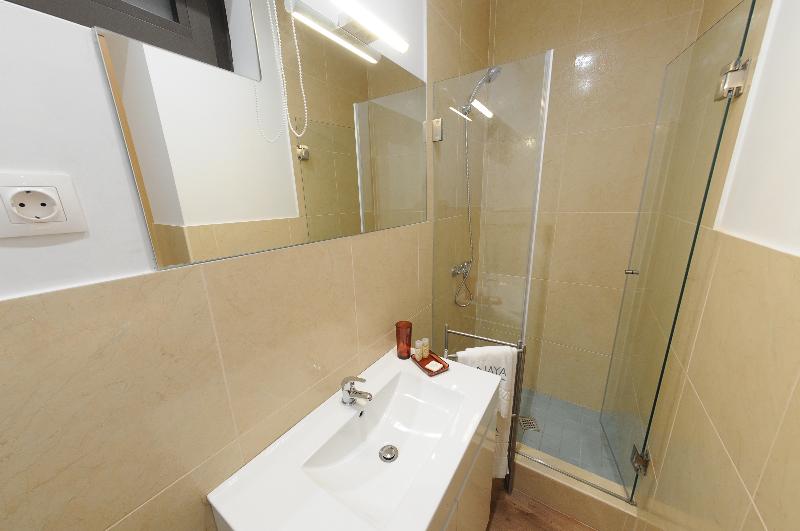 Naya - Downtown Guesthouse - Oda