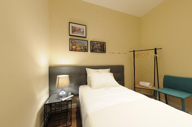 Naya - Downtown Guesthouse - Oda