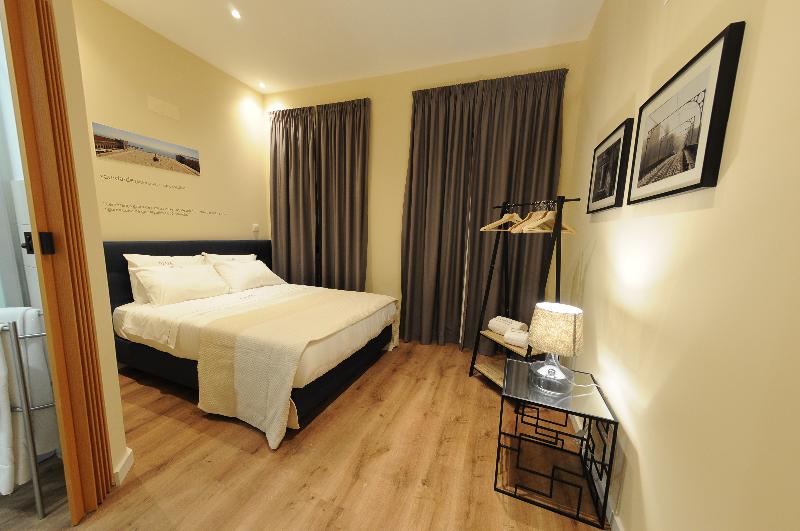 Naya - Downtown Guesthouse - Oda
