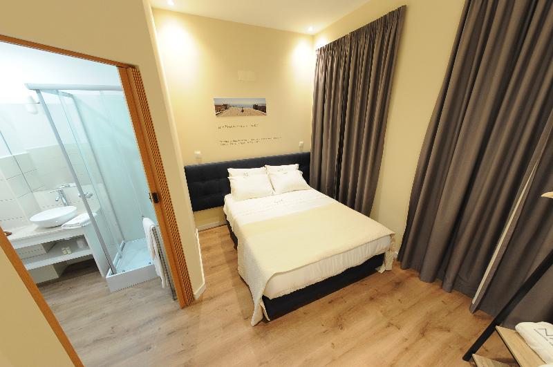 Naya - Downtown Guesthouse - Oda