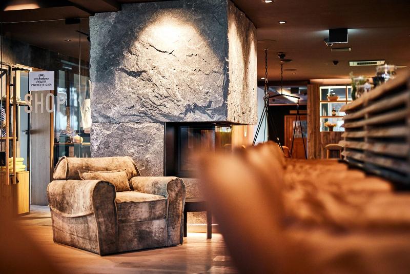 Hotel Gerl - Lobi