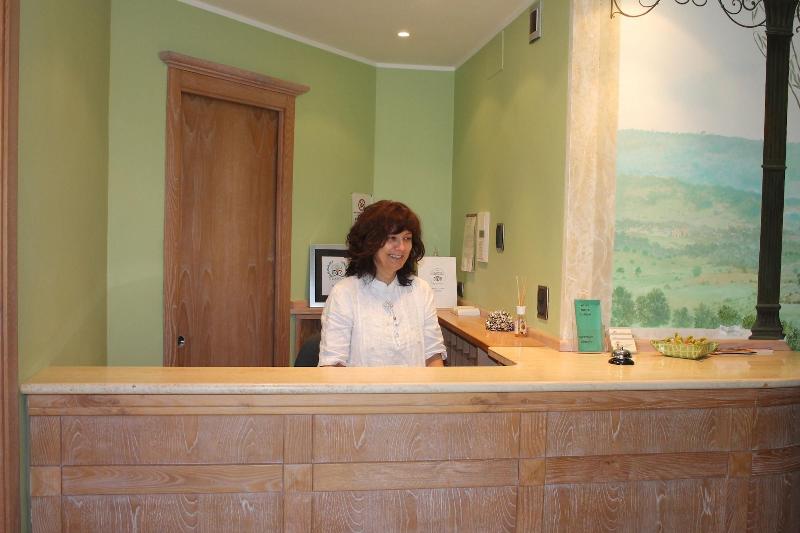 Hotel Cladan - Lobi