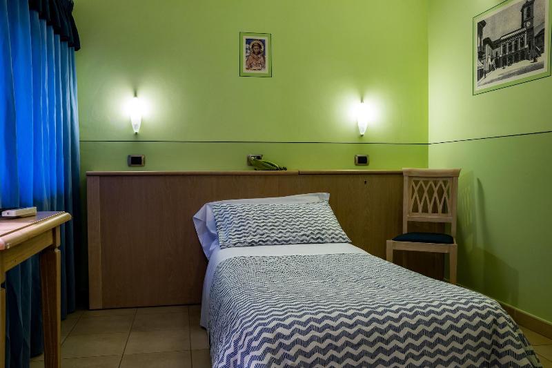 Hotel Cladan - Oda
