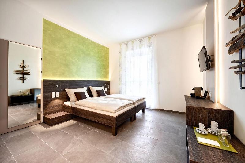 Eee Hotel Marchtrenk - Oda