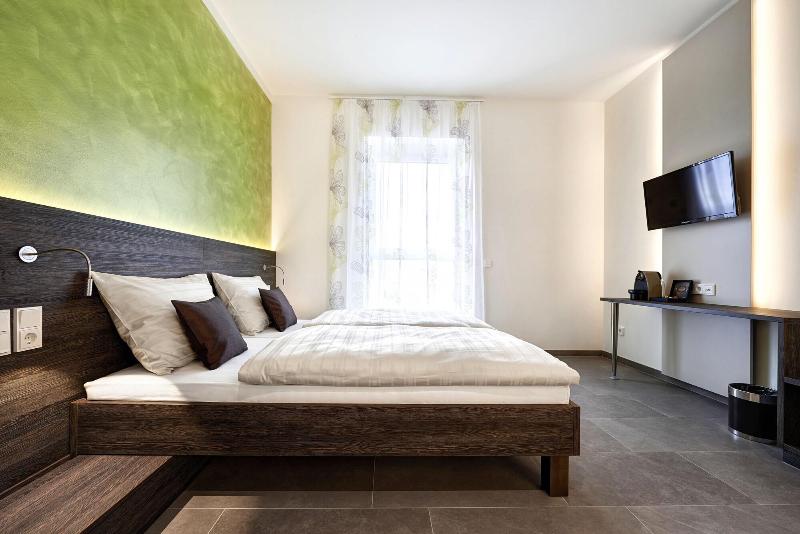 Eee Hotel Marchtrenk - Oda