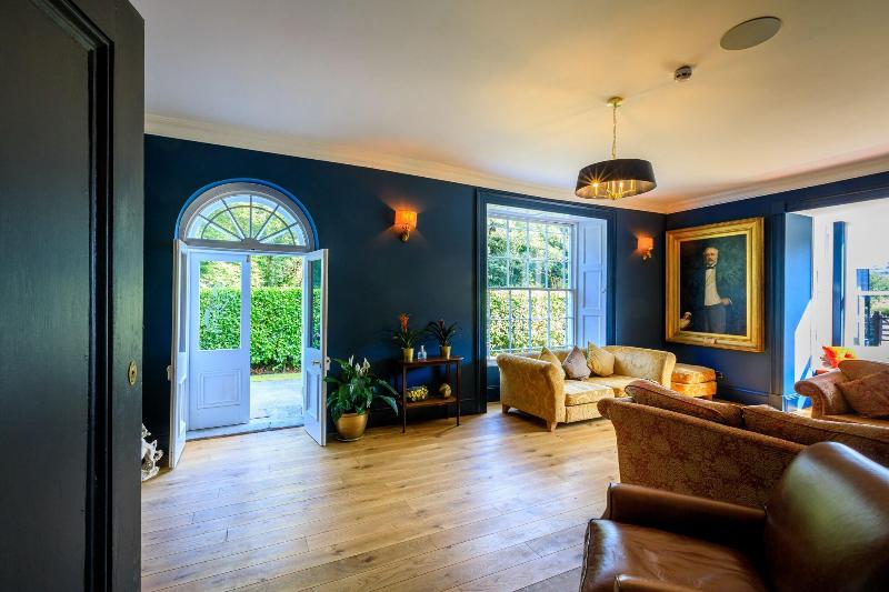 Picton House Hotel - Lobi