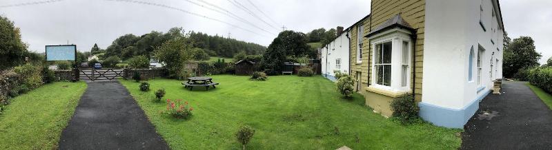 Picton House Hotel - Genel
