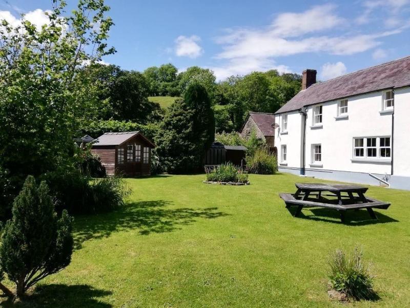 Picton House Hotel - Genel