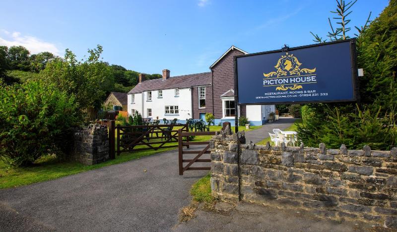 Picton House Hotel - Genel