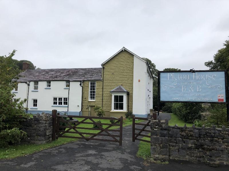 Picton House Hotel - Genel