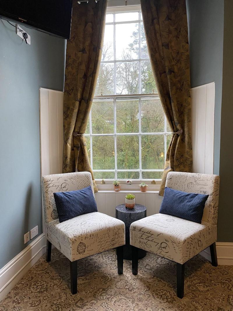 Picton House Hotel - Oda