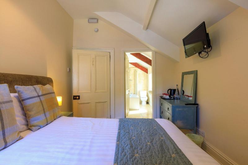 Picton House Hotel - Oda