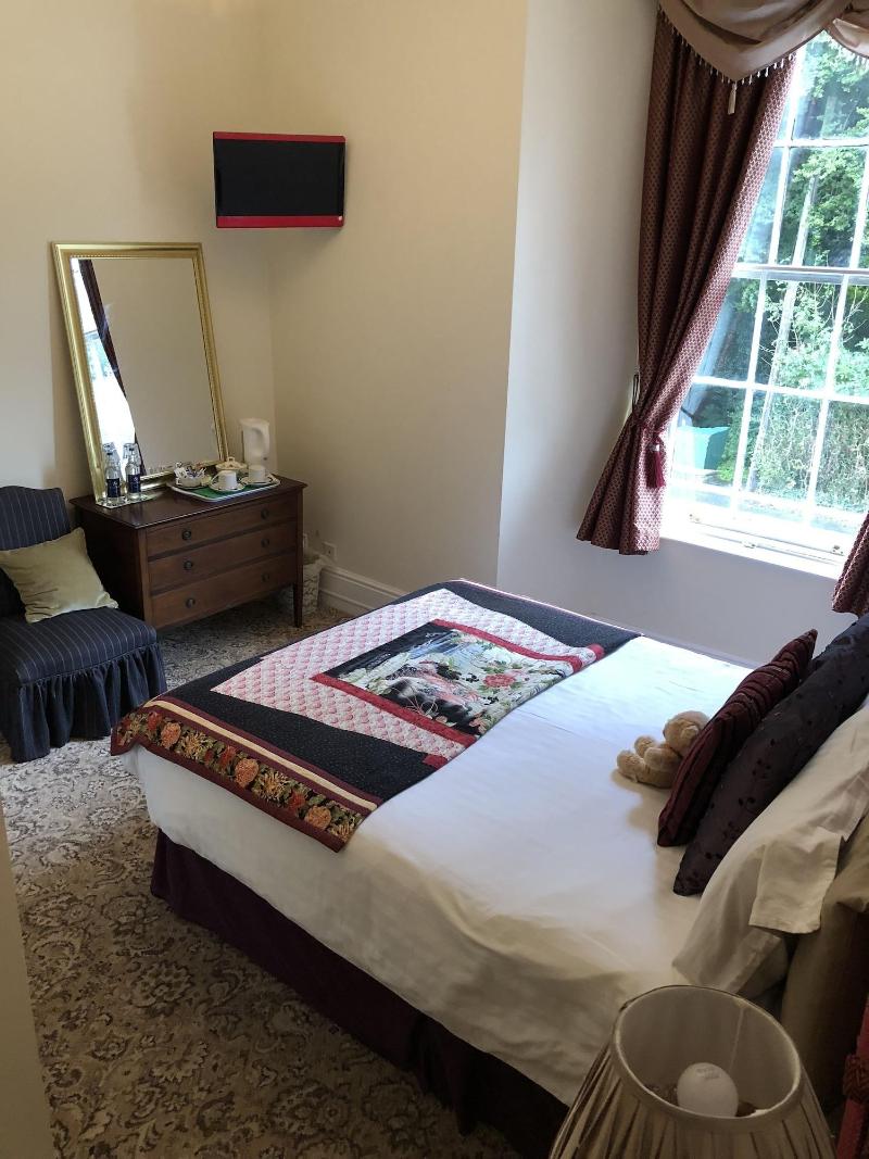 Picton House Hotel - Oda