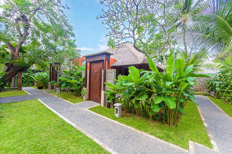Legian Beach Hotel - Oda