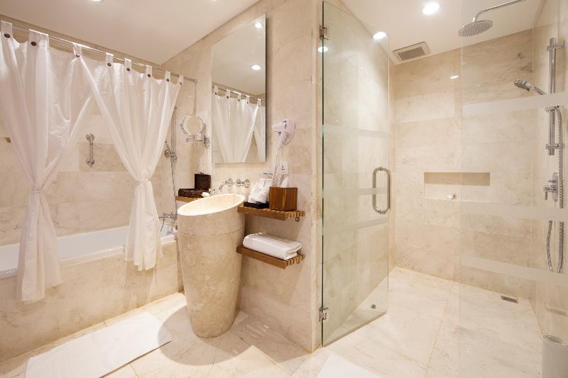 Legian Beach Hotel - Oda