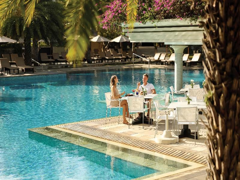 Padma Resort Legian - Restoran