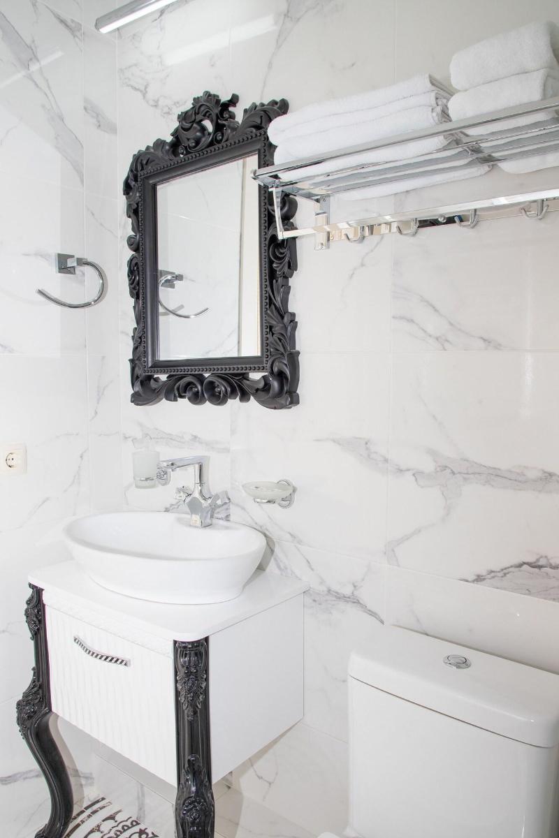 Silver 34 Boutique Hotel - Oda