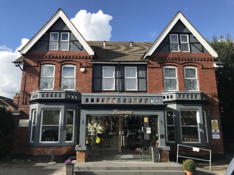 Bennetts Hotel - Genel