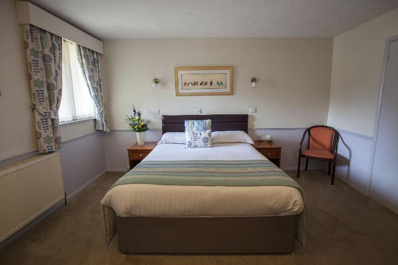 The Poplars Hotel - Oda