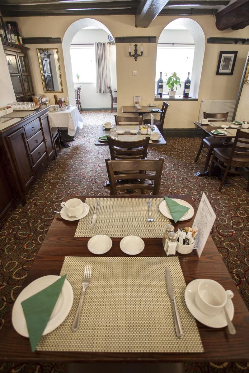 The Poplars Hotel - Restoran