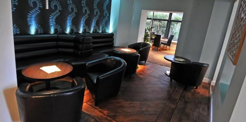 Westberry Hotel - Lobi