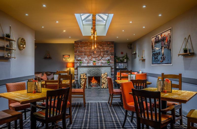 The Dunavon Hotel - Bar