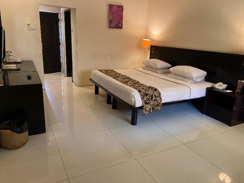 Legian Paradiso - Oda