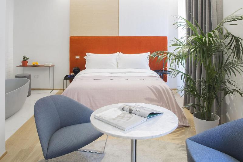 The Radical Hotel - Oda